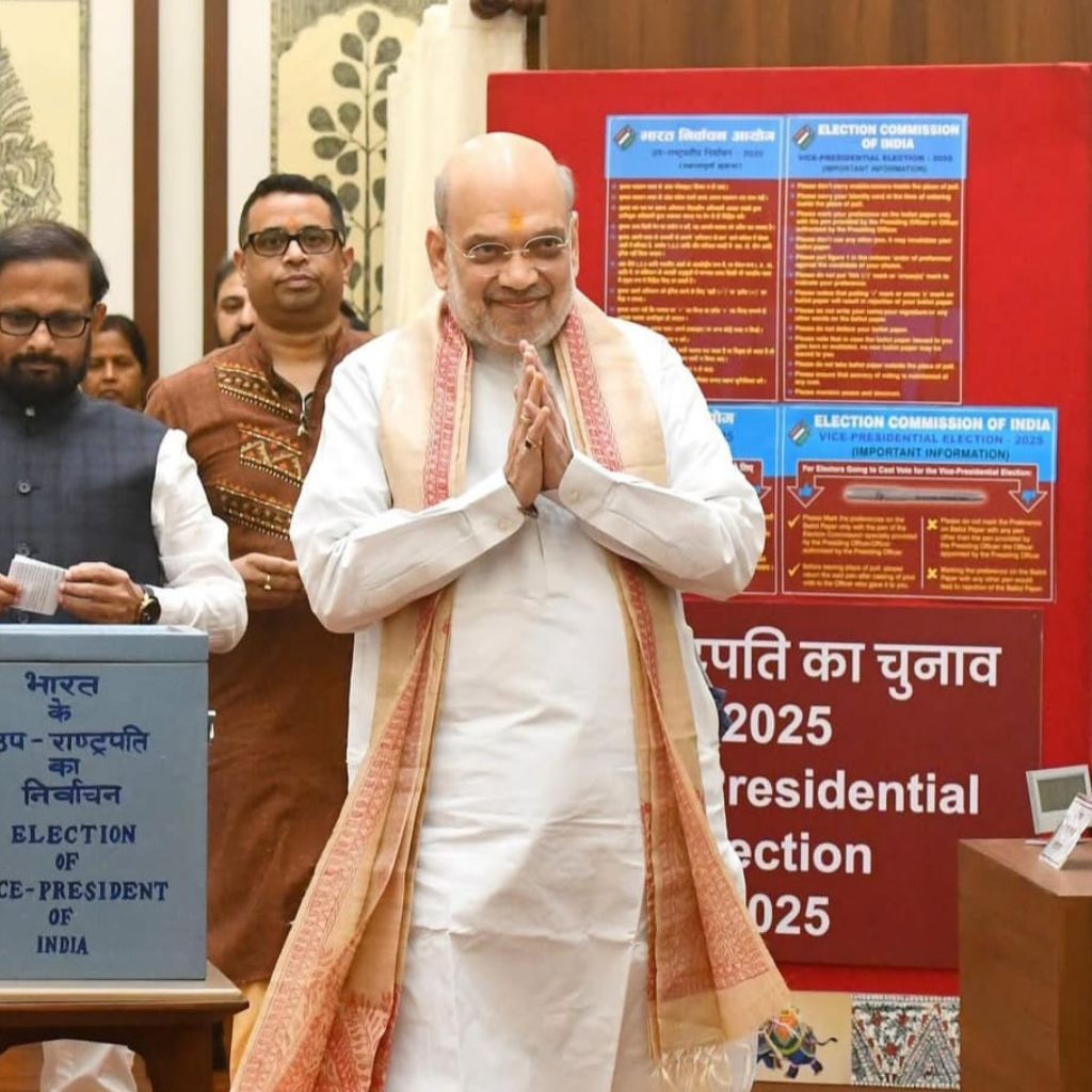 Amit Shah Switches to Zoho Mail